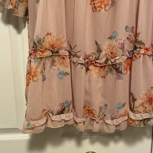 Blue B- Romantic tiered floral dress in soft pink - Picture 4 of 7